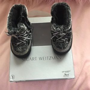 Stuart Weitzman adorable baby snow boots